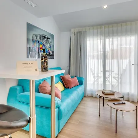 Apartment Hueto 22 Corner