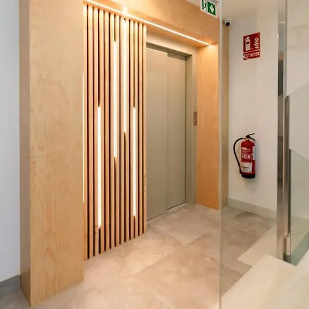 Hueto 22 Corner