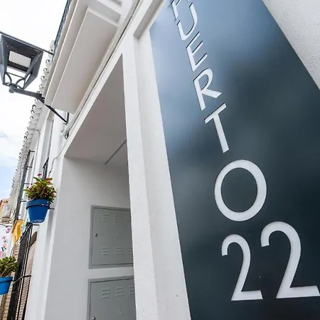 Hueto 22 Corner Apartament